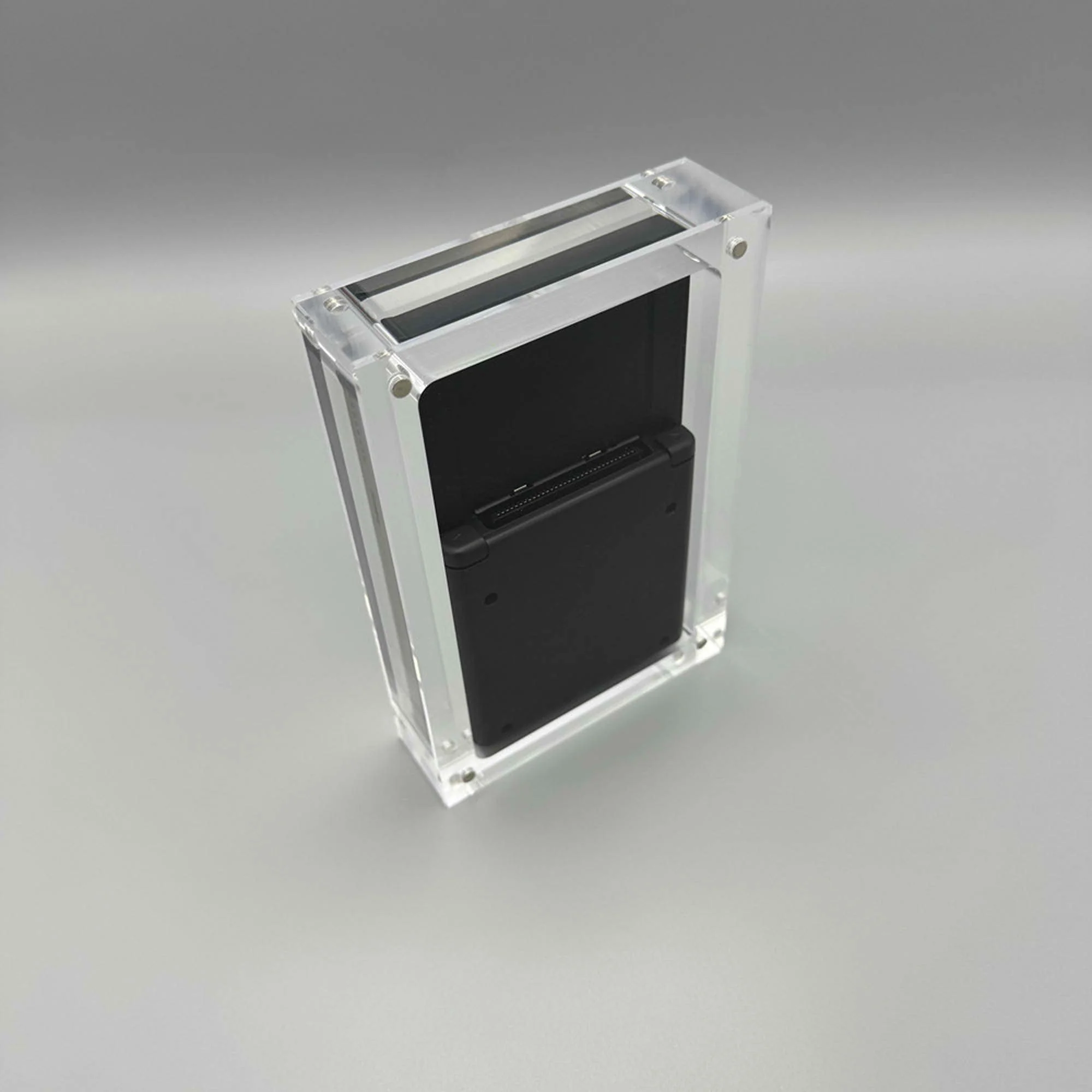 Acrylic Magnetic Case For Analogue Pocket System - Image 4